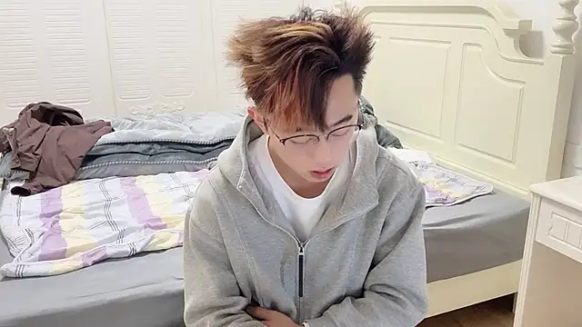 STxuguanhan live sex cam