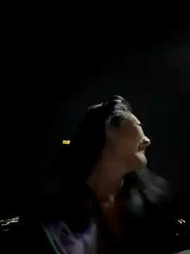 so-linger live sex cam