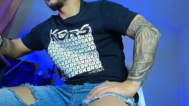 XanderCage99 live sex cam