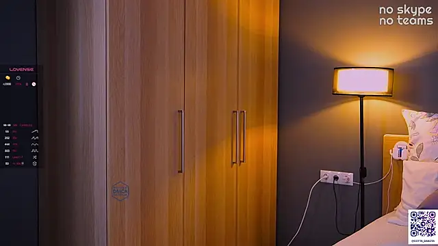 CottaDakota live sex cam