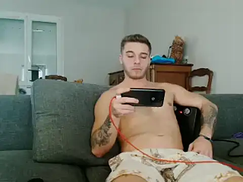 Elkafit28 live sex cam