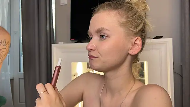 Adelovenick live sex cam