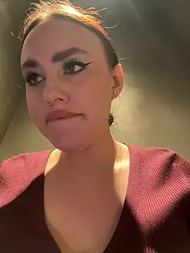 KiraSunshine live sex cam