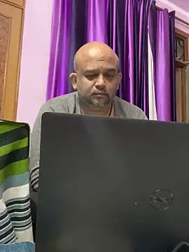 Dick_6inches_Delhi live sex cam