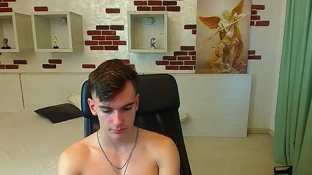 BradyFlint live sex cam