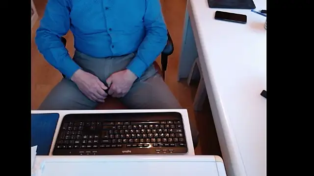 dutchpornking live sex cam