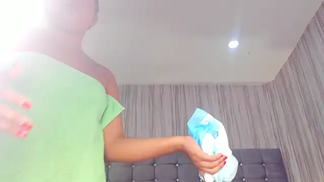 Poacahontasfg live sex cam