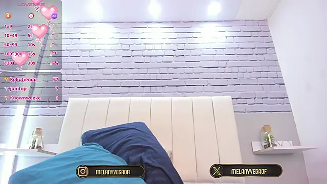 MelanyVegas live sex cam