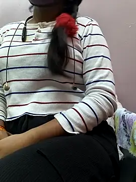 Ananya_34 live sex cam