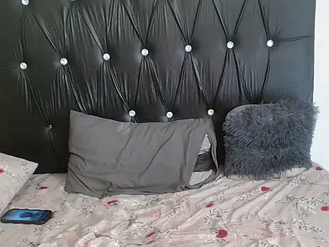 CrabbingRenting live sex cam