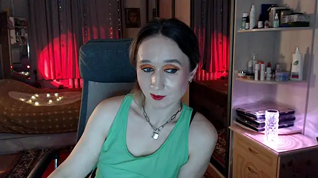 ClassyInna live sex cam