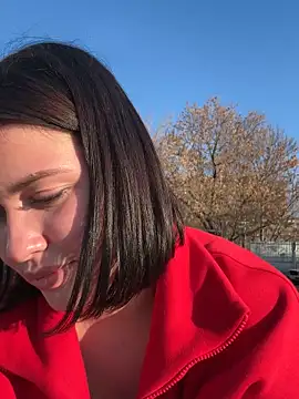 KikiWatson live sex cam