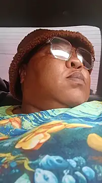 XCHOCOLOVEBBW69 live sex cam