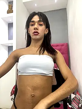 KatrinaQueen1 live sex cam