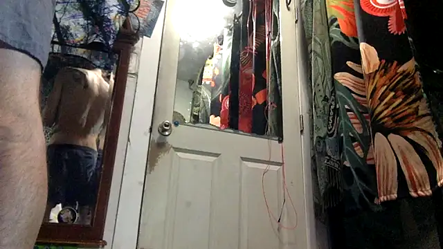 Concrete_Daddy live sex cam