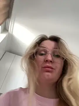 Teya_moon_ live sex cam