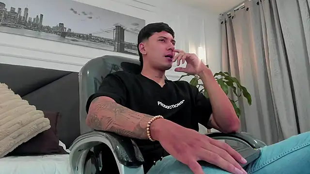 Damian23__ live sex cam