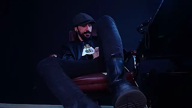 AxelColton live sex cam