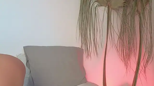 Polynessia live sex cam