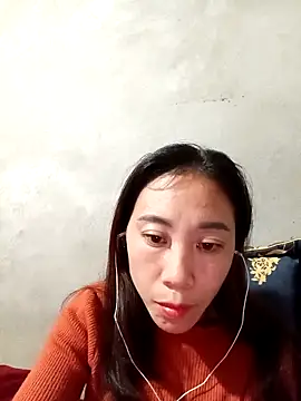 -Chua-90 live sex cam