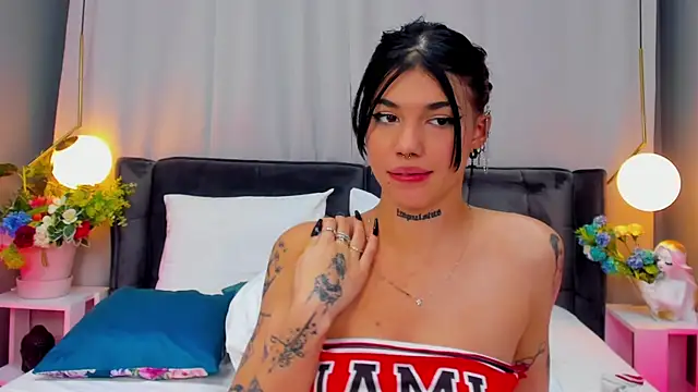 YasminWild live sex cam