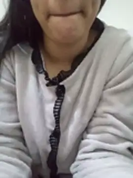 yassmin-- live sex cam