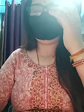 Aishwaryaa_69 live sex cam