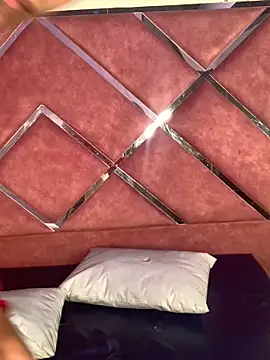 Emiliano_Reyes live sex cam