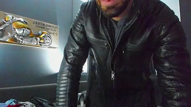 AronGrant live sex cam