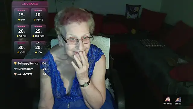 HeisseomaOriginal live sex cam