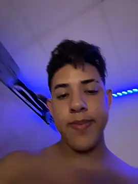 noahurda21 live sex cam