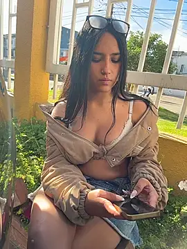 Samantha_firee live sex cam