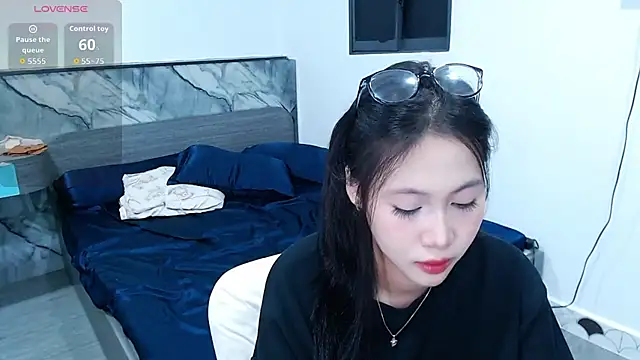 brianna-spanks live sex cam