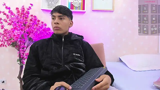 Willow_Pearl live sex cam