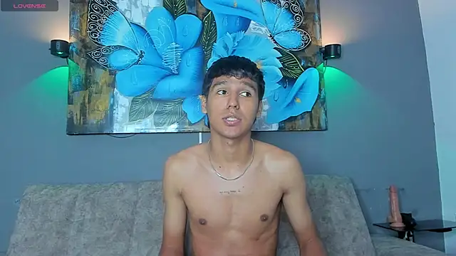 Carl-Milton live sex cam