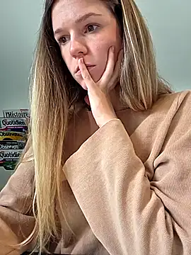 lucie_mehott live sex cam