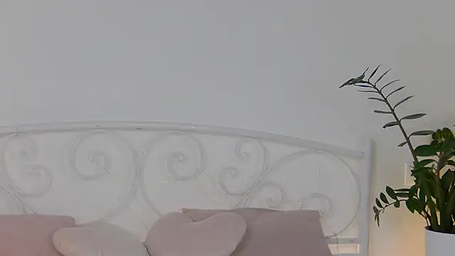 CherryJ_ live sex cam