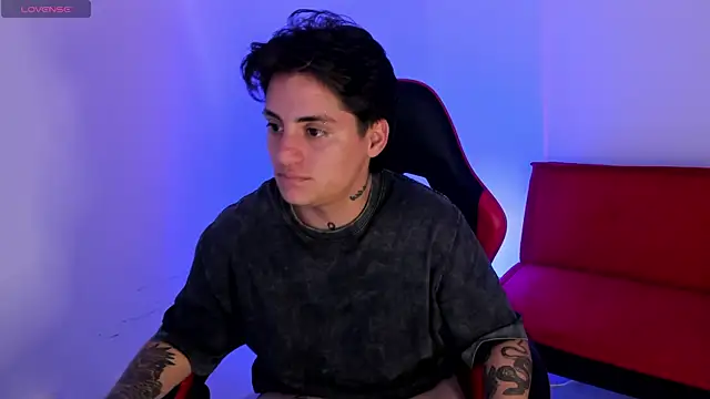 PeytonBox live sex cam