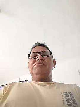 Apresiaoo live sex cam