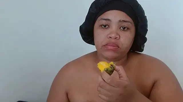 kittydollyx02 live sex cam