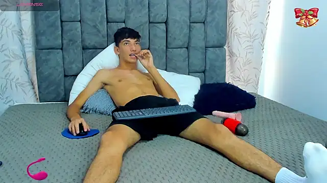 Maikol_Ortiz live sex cam