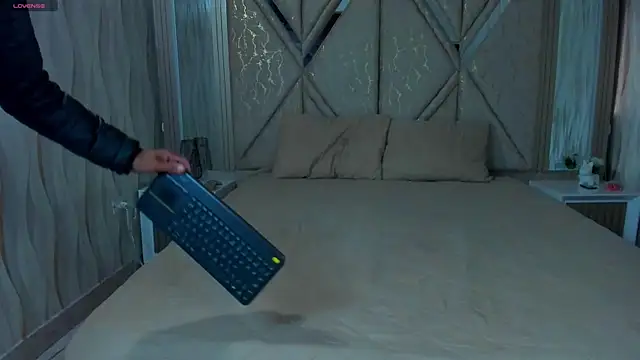 Hotcouple_222 live sex cam