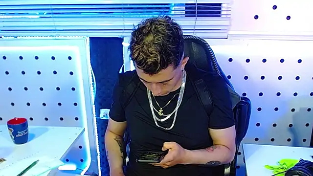 Darko0717 live sex cam