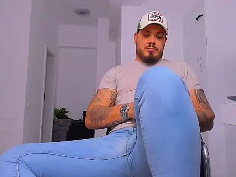 ZackMasterss live sex cam