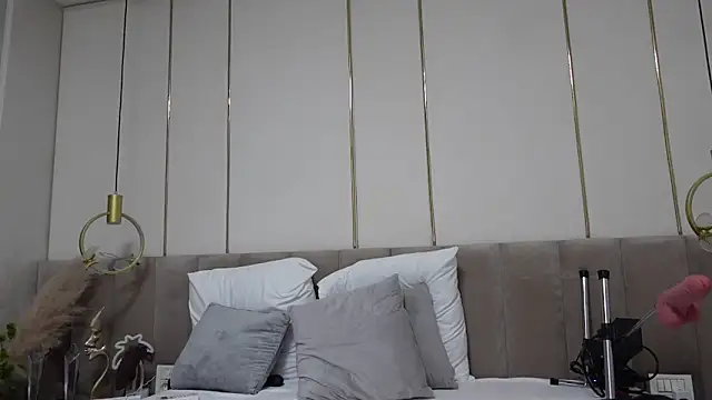 HaileyRoses live sex cam