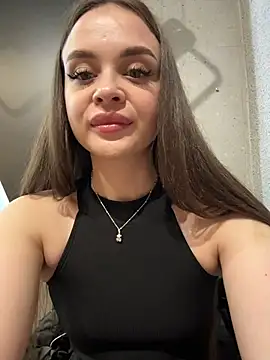 KristiRich live sex cam