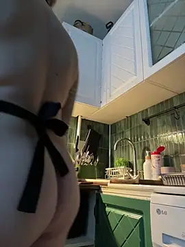 MayaMystic live sex cam