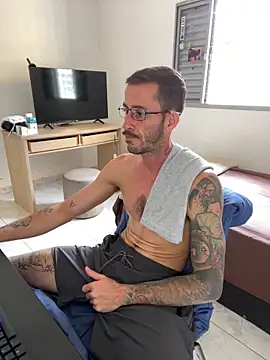 Lucasjandre live sex cam