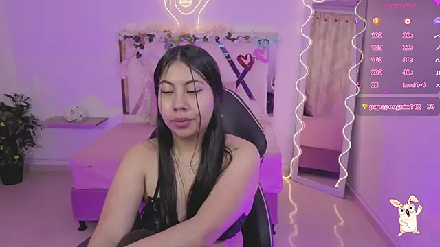 ZURY_TAY live sex cam