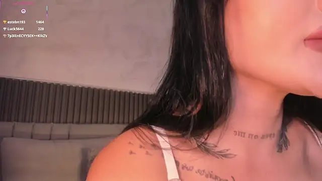 SOPHICARTERS live sex cam